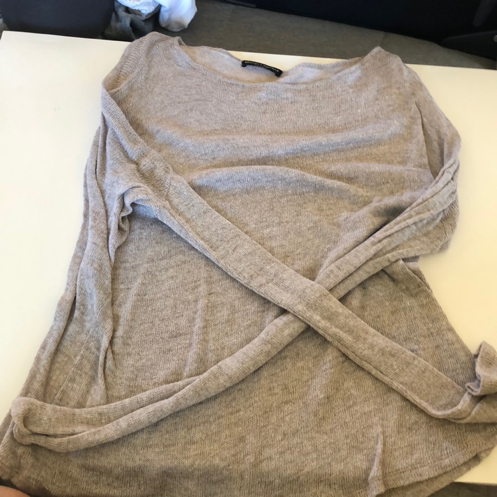 Long sleeve brandy Melville sweater